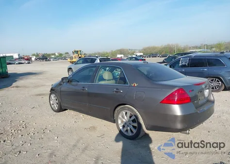 2006 Honda Accord 3.0 Ex из США, поврежденный, VIN 1HGCM66536A075061